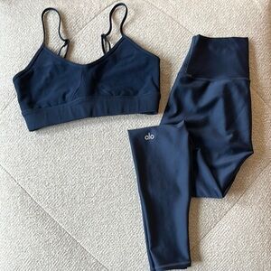 Alo Yoga Airlift Leggings Set in navy